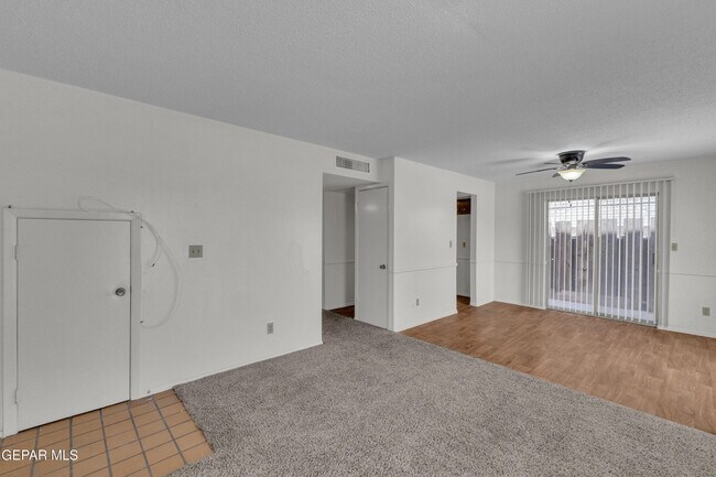 Building Photo - 10537 Gran Cima Ln