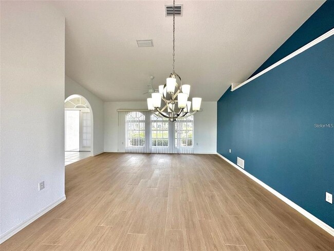 Building Photo - 2169 Onondaga Ln