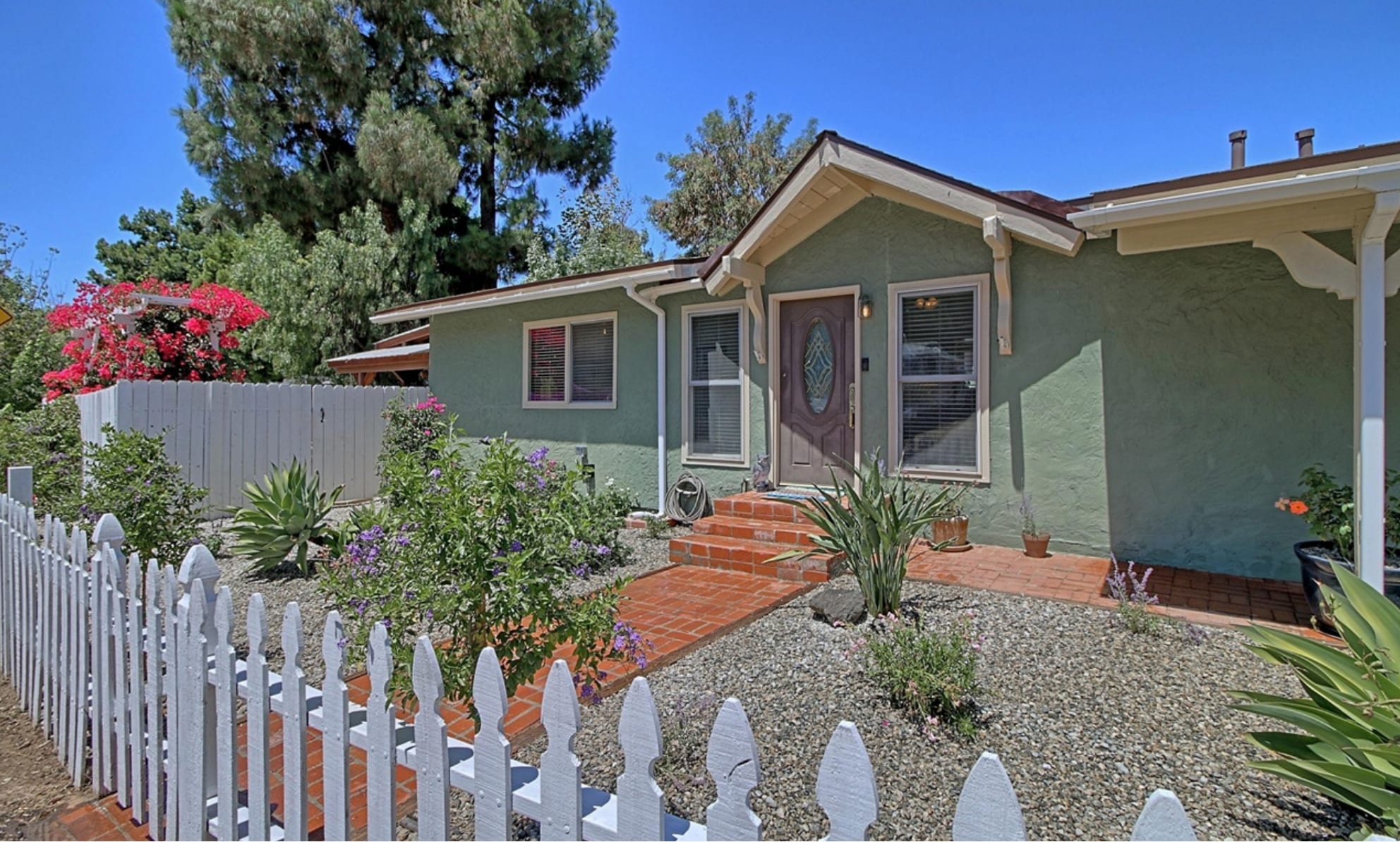 Building Photo - 157 Newbury Ln