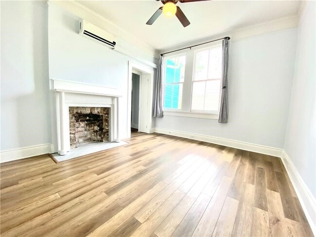 Building Photo - 2108 Robert St