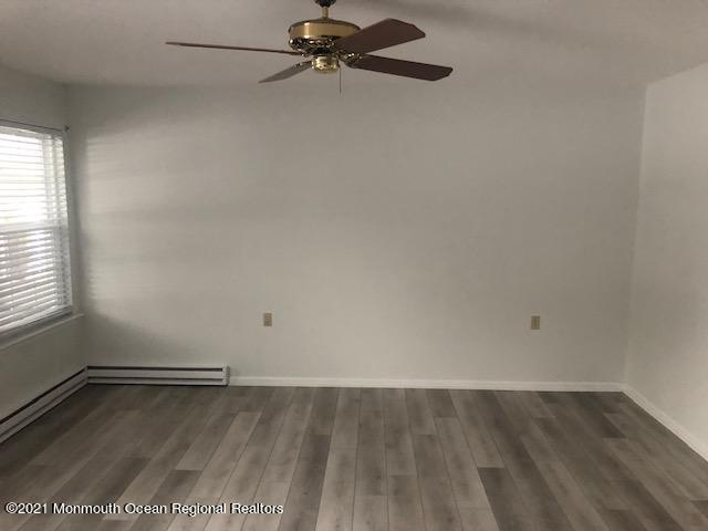 Building Photo - 35 Greenwich Ave