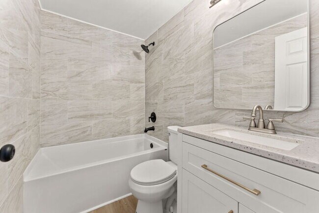 Building Photo - Renovated 2 Bedroom Home on Spacious Corner Lot