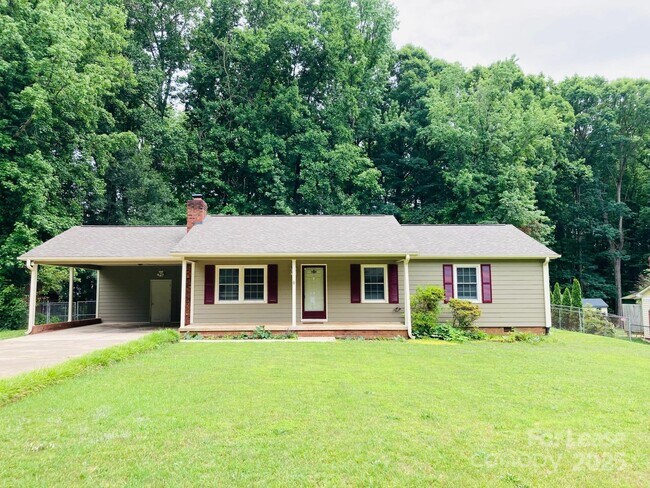 Primary Photo - 7984 Secluded Ln