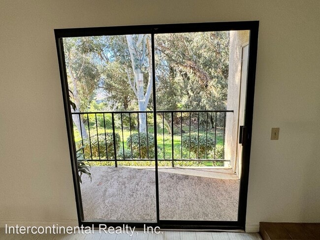 Building Photo - 2 br, 2 bath House - 771 Seneca St. D43