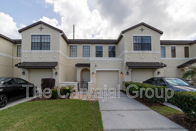 Building Photo - 2210 Seven Oaks Dr