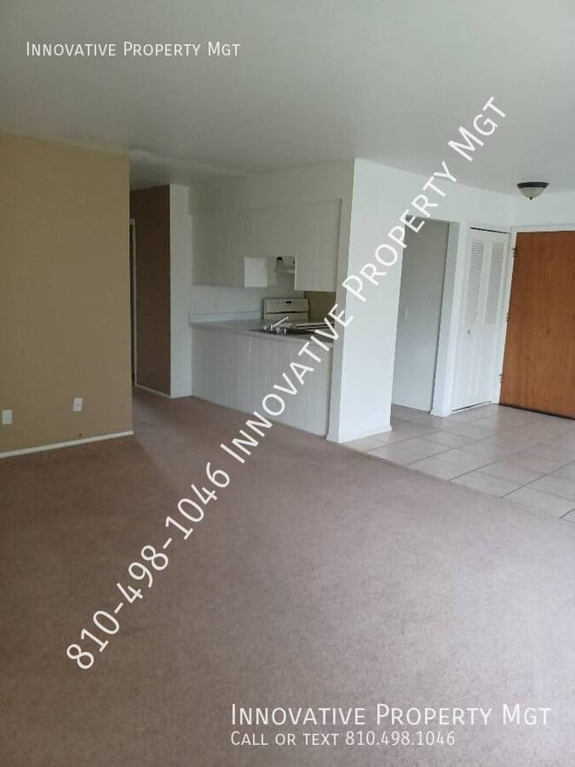 Building Photo - 6009 Holiday Gardens Dr