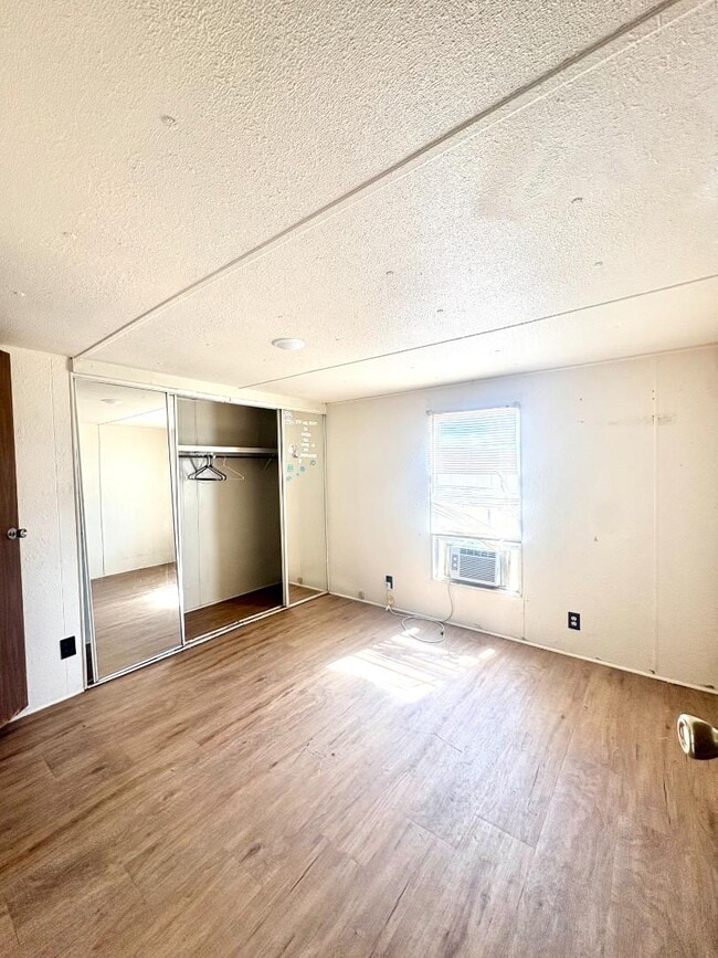 Building Photo - 150 Private Road 1610