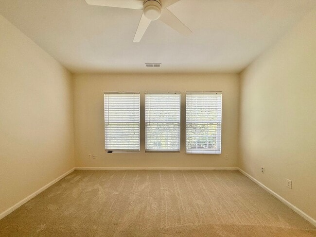 Building Photo - 5209 Echo Ridge Rd