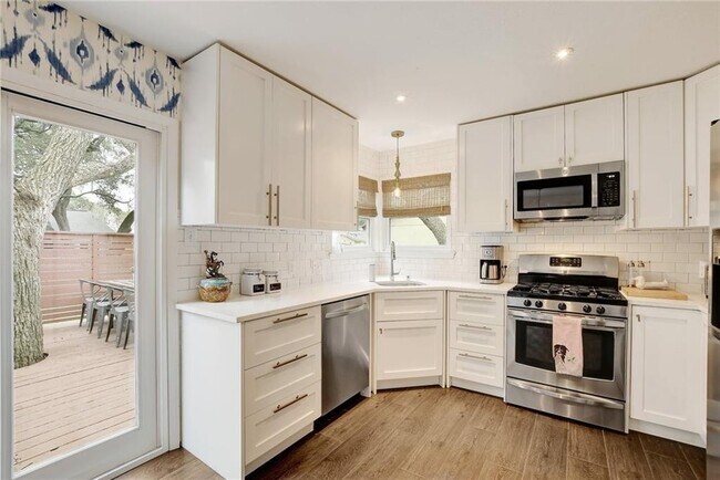 Building Photo - 9019 Wagtail Dr