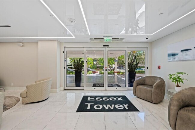 Building Photo - 340 Sunset Dr