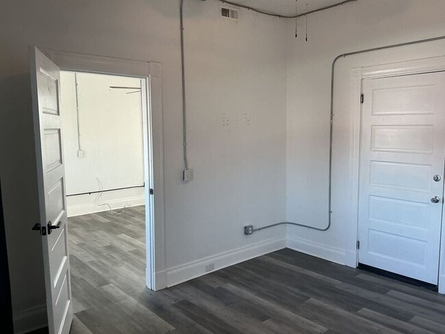 Building Photo - 4539 Montgomery Rd