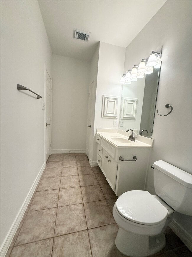 Building Photo - 5317 Austin St
