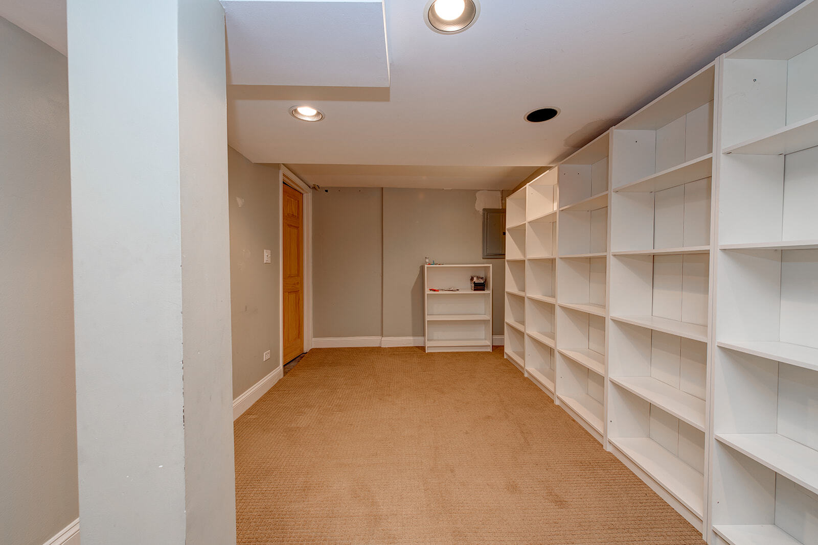 Building Photo - 540 Lyman Ave