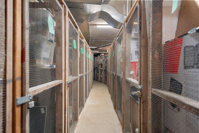 Building Photo - 5300 Columbia Pike