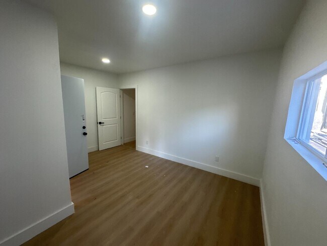 Building Photo - 3238 Adeline St