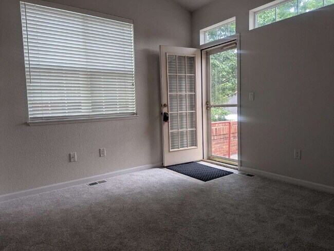 Building Photo - Desirable 55+ Hover Woods Community!