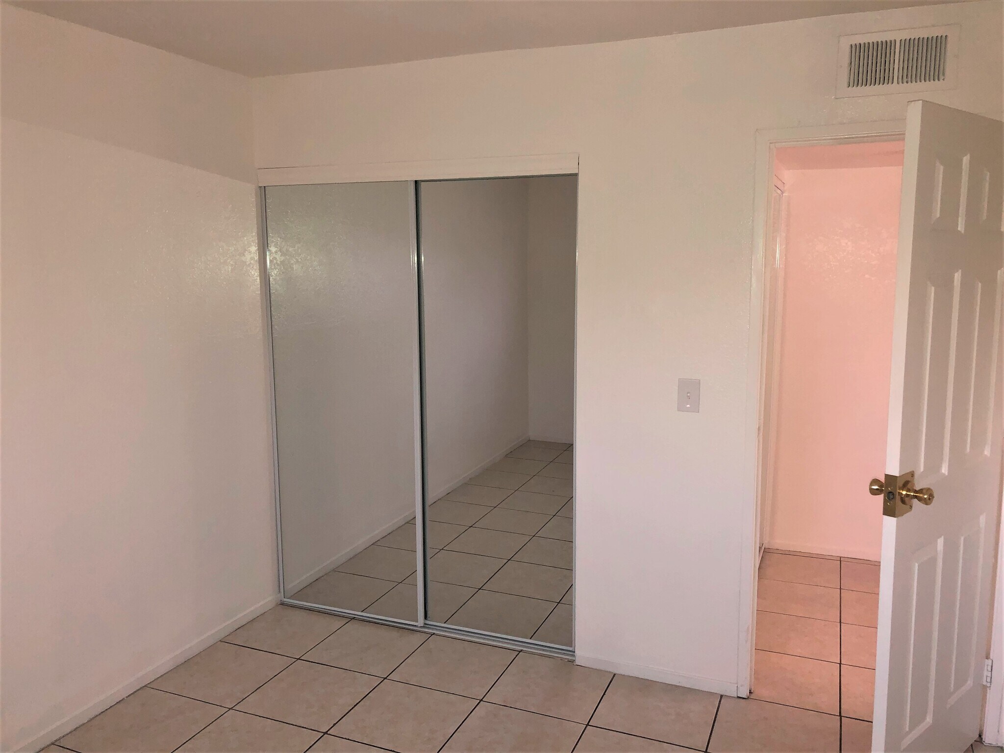 Building Photo - 4711 Convaire Ave