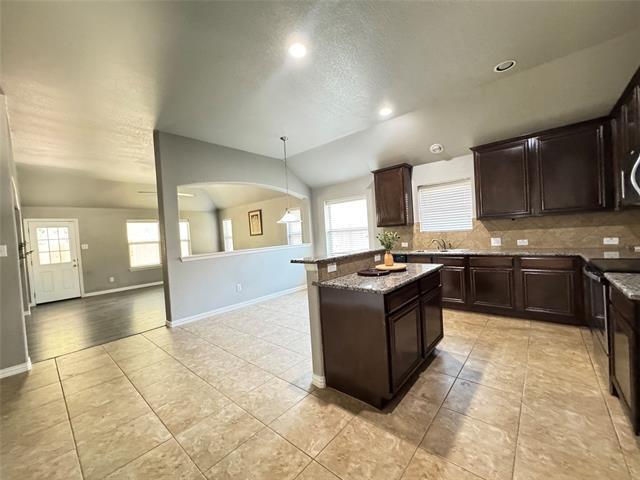 Building Photo - 6440 Parkstone Way
