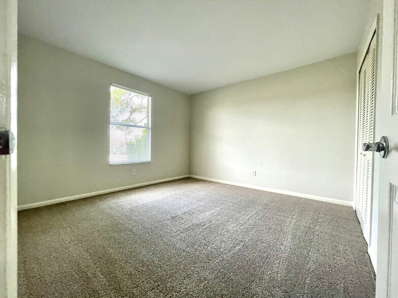 Building Photo - 13413 Pine Needle Ln