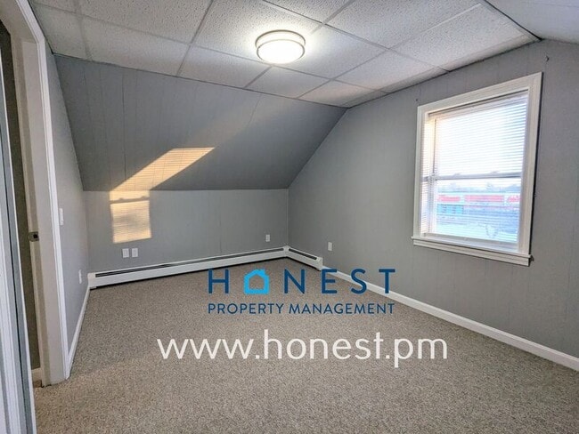 Building Photo - 83 Kennedy Memorial Dr