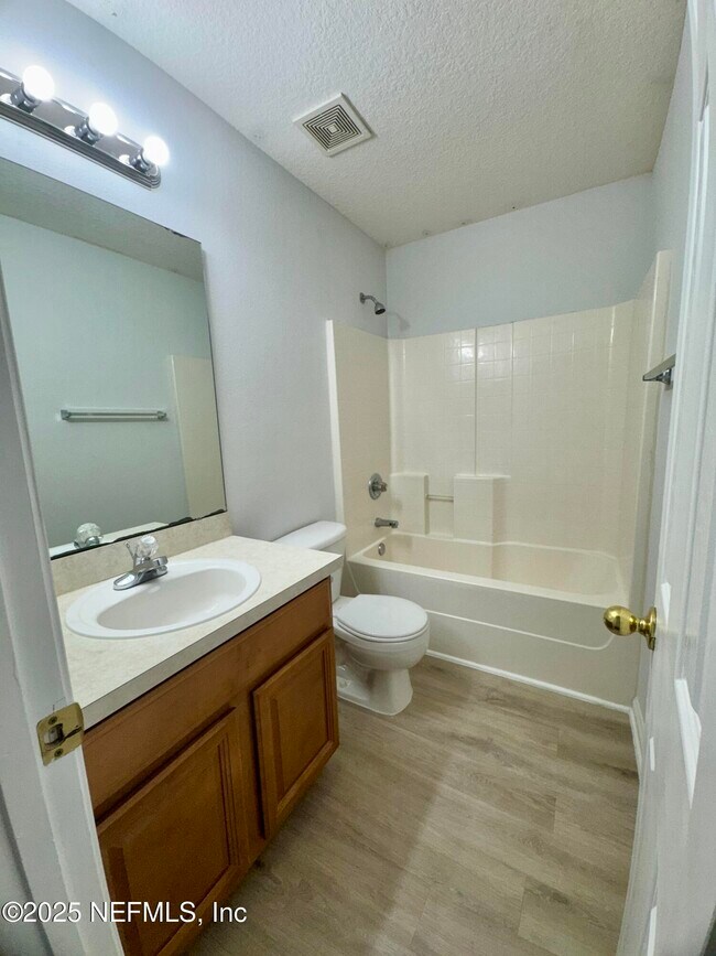Building Photo - 4815 Playpen Dr