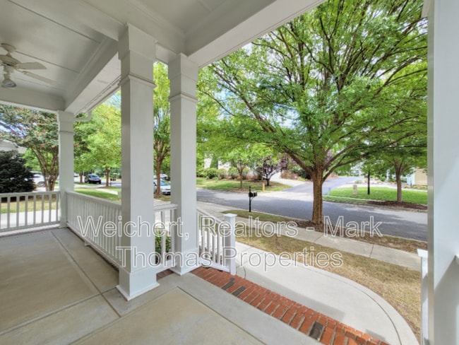 Building Photo - 116 Hamilton Hedge Pl