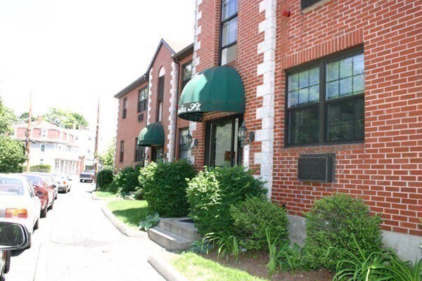 Building Photo - 88 Charles St