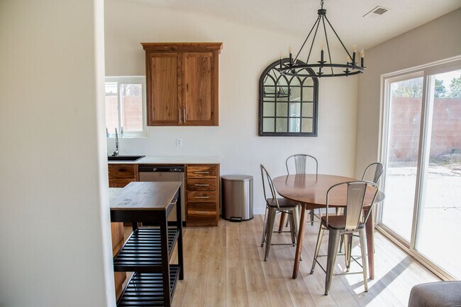 Building Photo - 337 N 3510 W