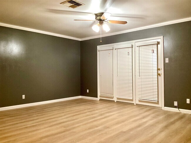 Building Photo - 7623 Deadwood Dr