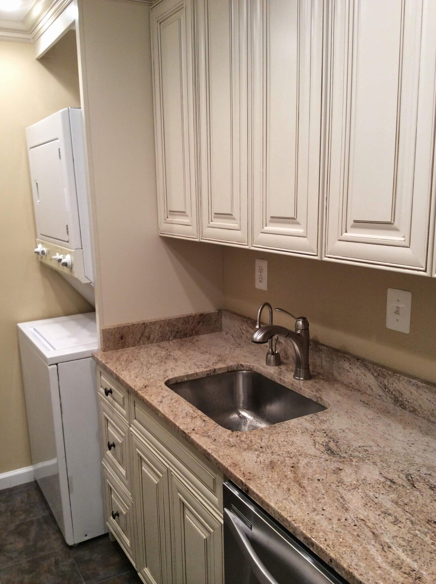 Stainless Steel Sink & W/D - 236 Maryland Ave NE