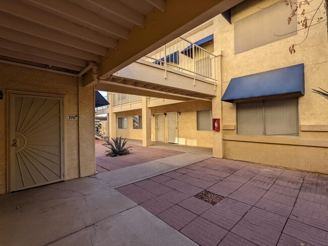 Building Photo - 12221 W Bell Rd