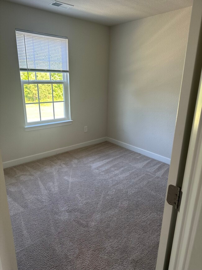 Bdrm 3 - 225 Brittlebrush Dr