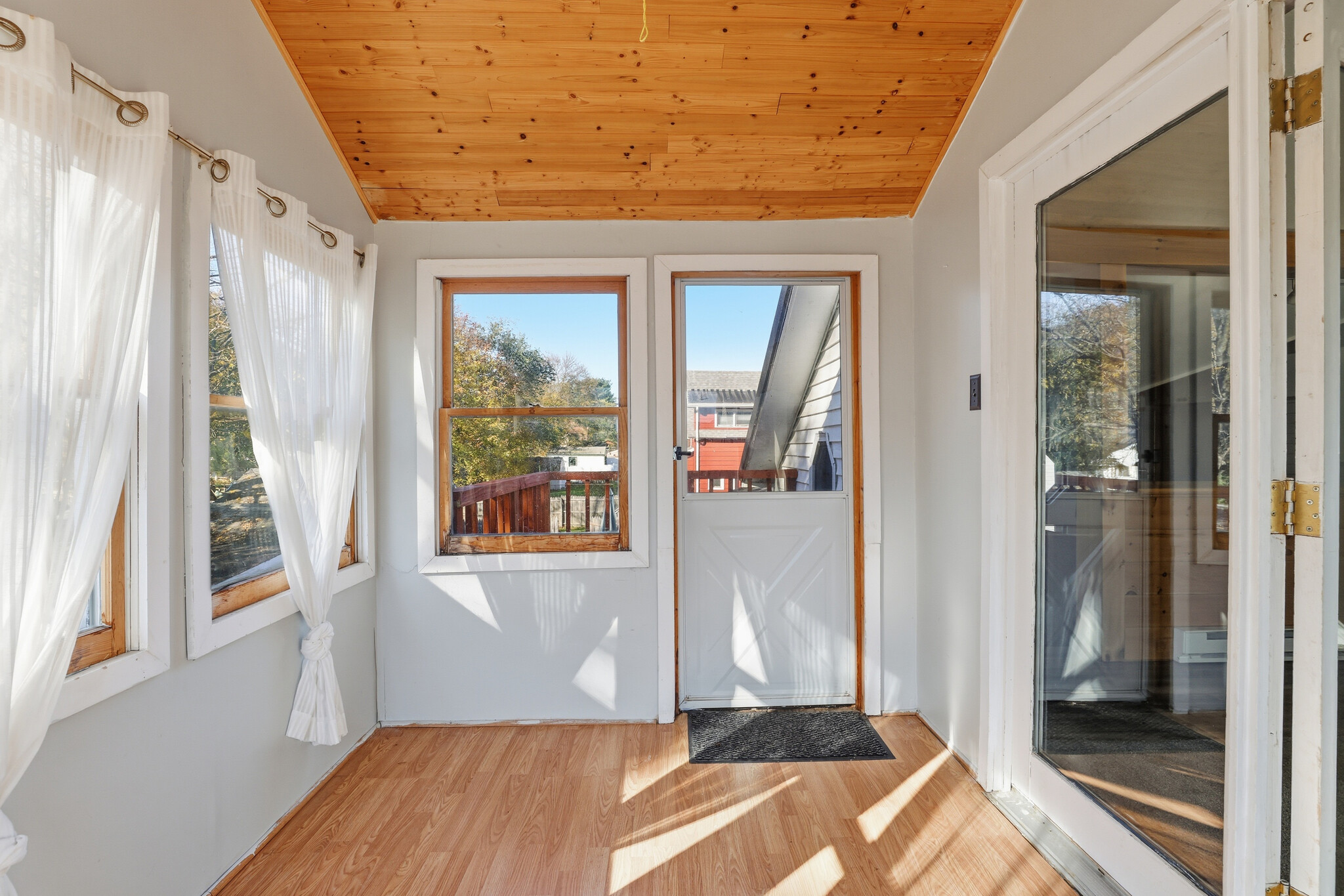 Sunroom - 216 W William St