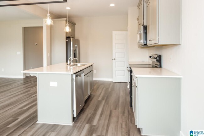 Building Photo - 204 John Harold Dr