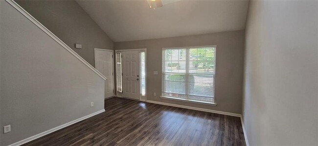 Building Photo - 204 Oconee Way