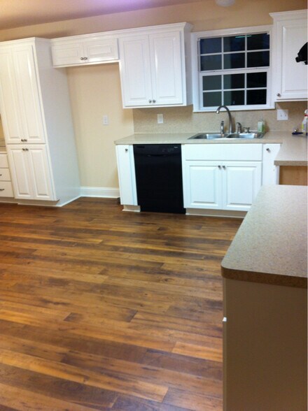 Building Photo - 10181 TX-7