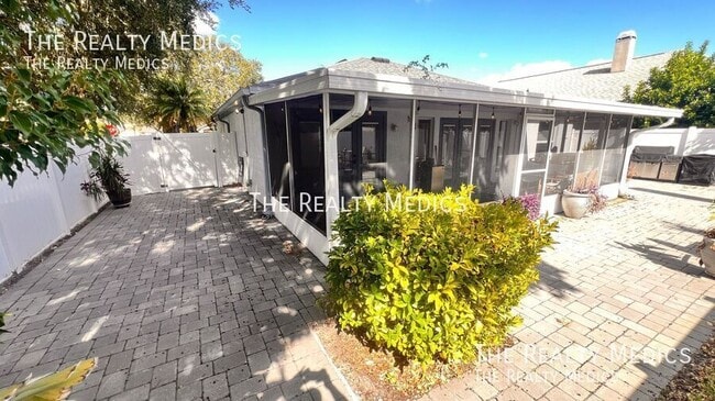 Building Photo - 2132 Falkner Rd