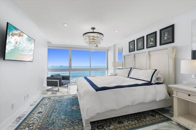 Building Photo - 1830 Avenida Del Mundo