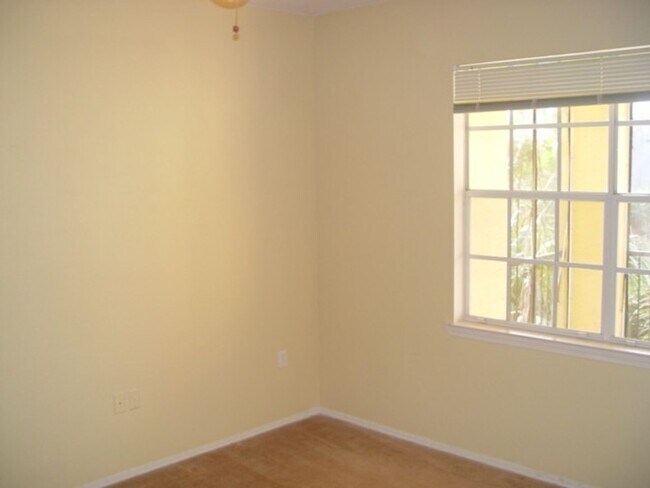Building Photo - Move-In Ready 1BR in METRO WEST – Ask About Today’s Specials!