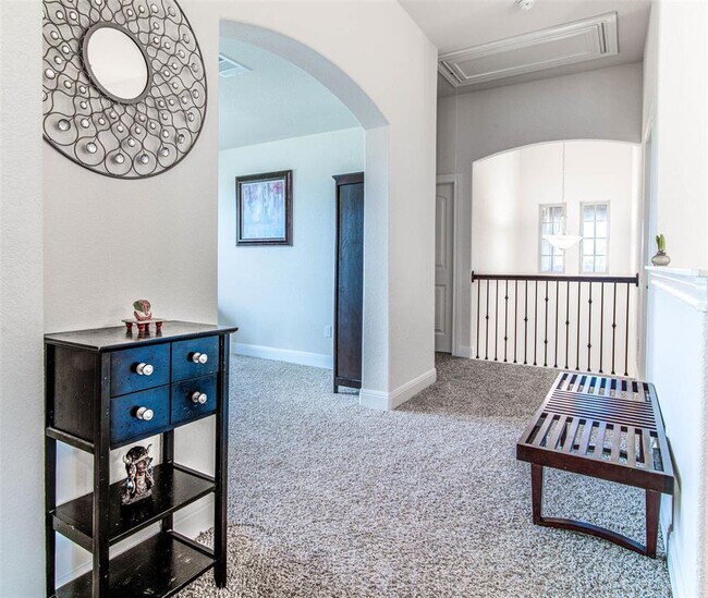 Building Photo - 15621 Cabrillo Way