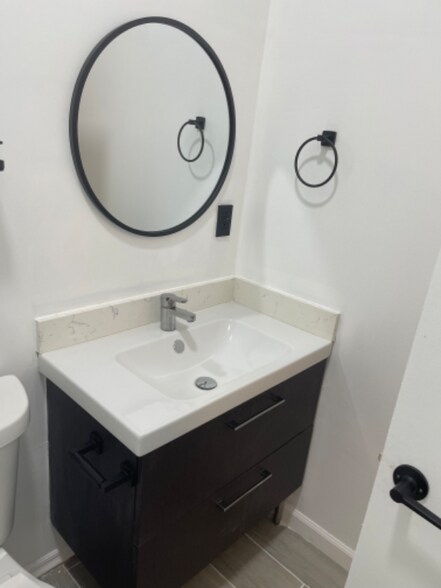 Building Photo - 27949 SW 133rd Ave