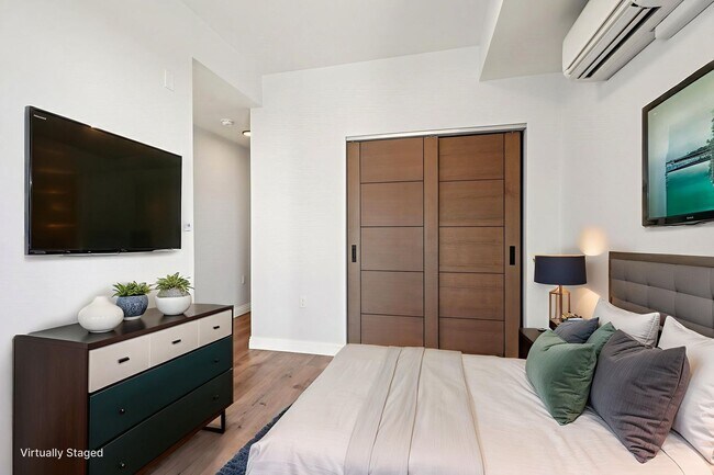 Building Photo - Brand-New Koreatown Modern Lofts | Rooftop Views | 6 Weeks Free