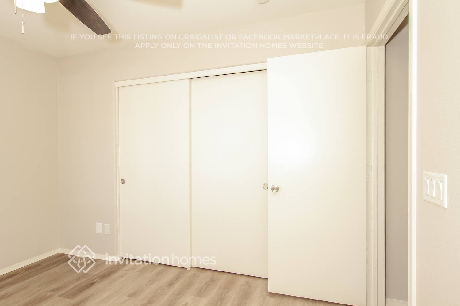 Building Photo - 8343 W Bloomfield Rd