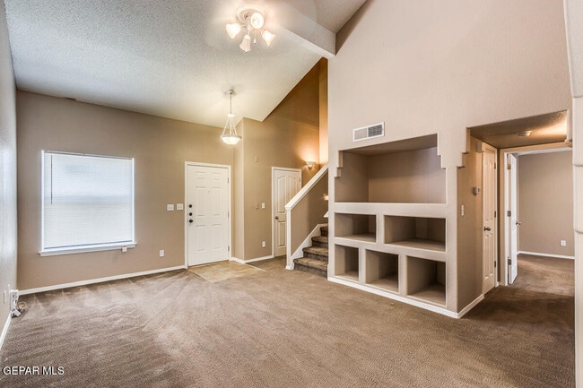 Building Photo - 14236 Gil Reyes Dr