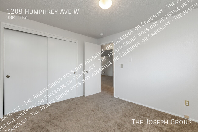 Building Photo - 1208 Humphrey Ave W