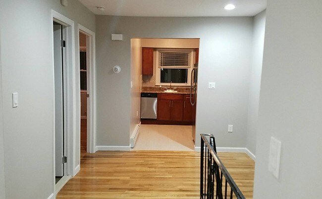 Primary Photo - 616 Mill St