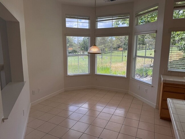 Building Photo - Gated Unique Remodeled 3 Bedroom w/ Golf Course Views in Rancho Solano