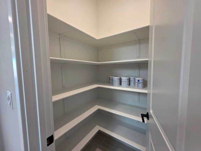 Building Photo - New construction 3 bedroom in Lodi!