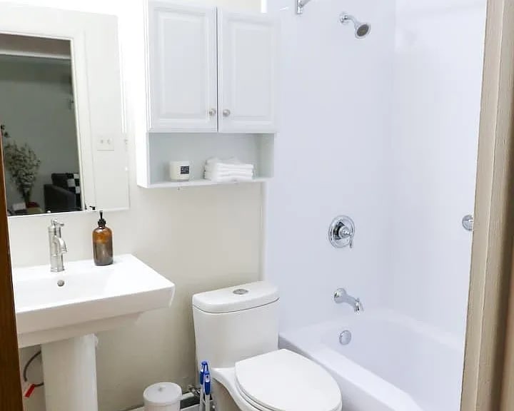 Bathroom - 1596 Jones Dr