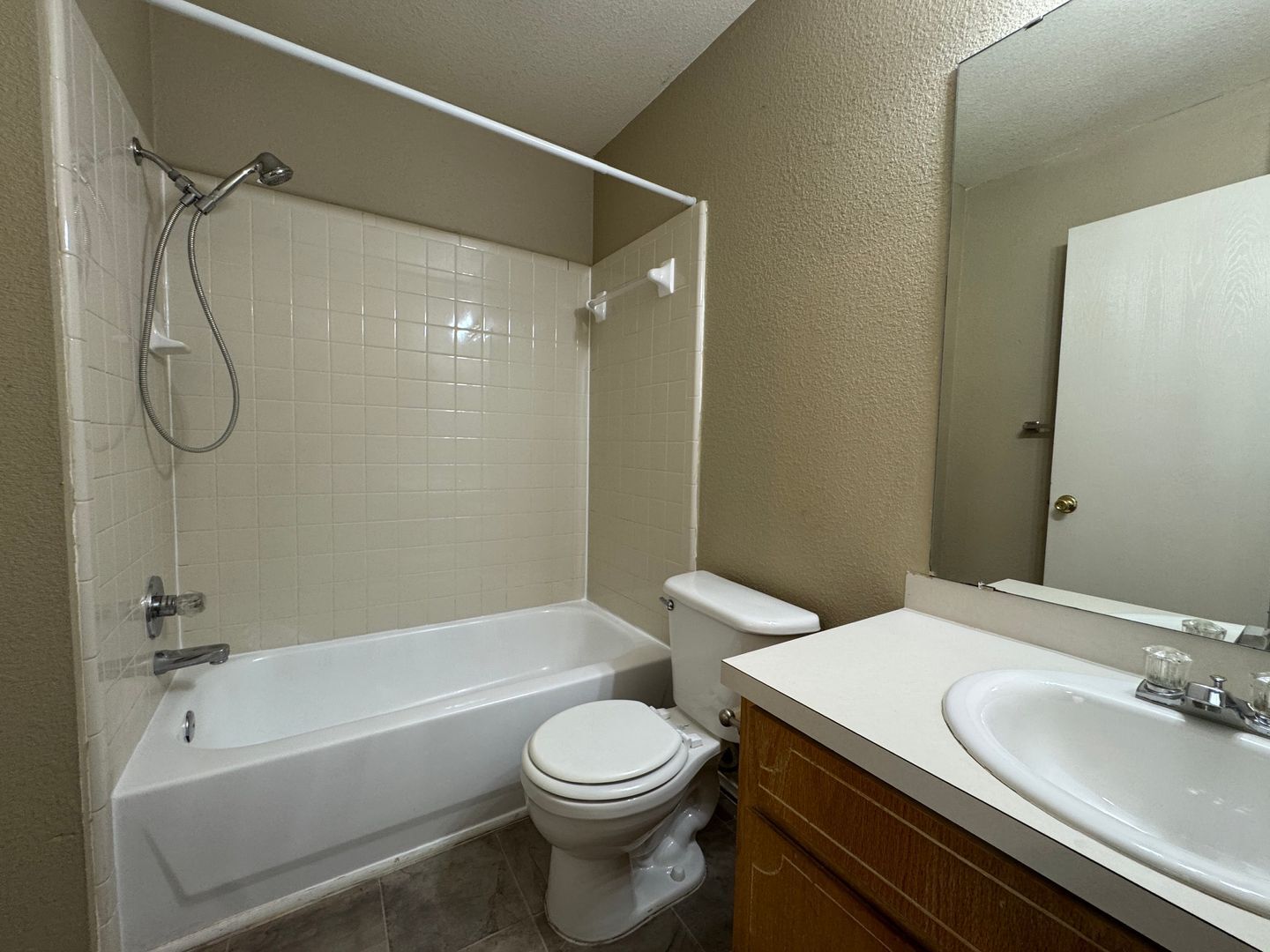Building Photo - 4408 Abigail Dr